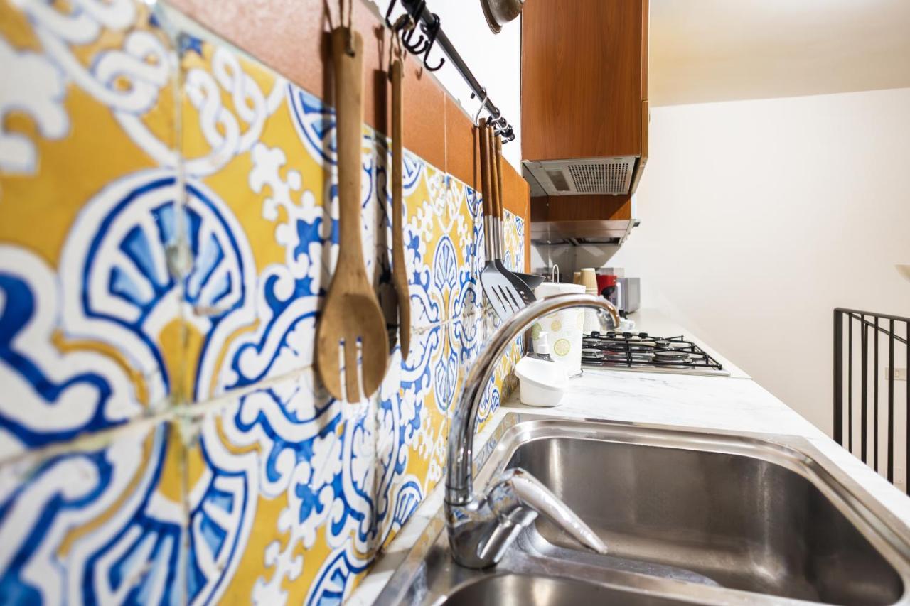 Ai Bottonai Casa 23 Apartman Palermo Kültér fotó